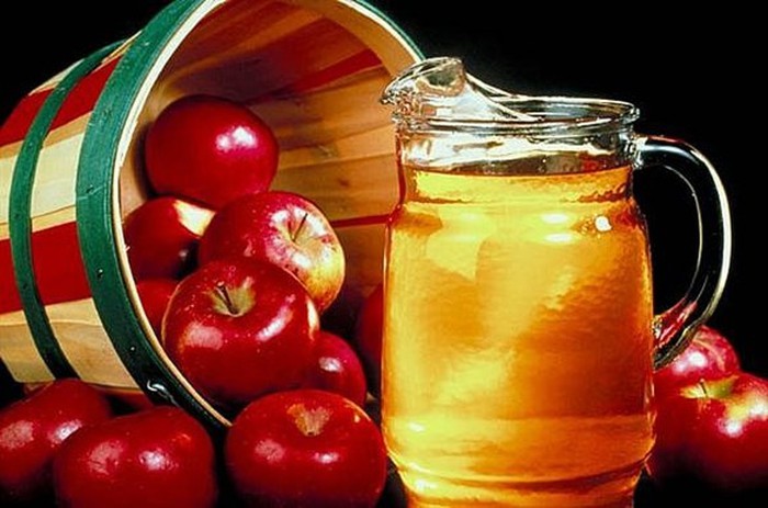 10 thức uống tốt cho tim mạch ngày lạnh-Rượu táo không lên men (Apple Cider)