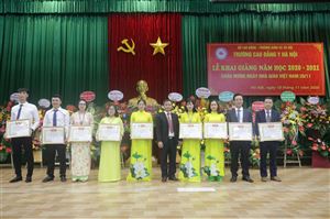 cán bộ giảng viên 3